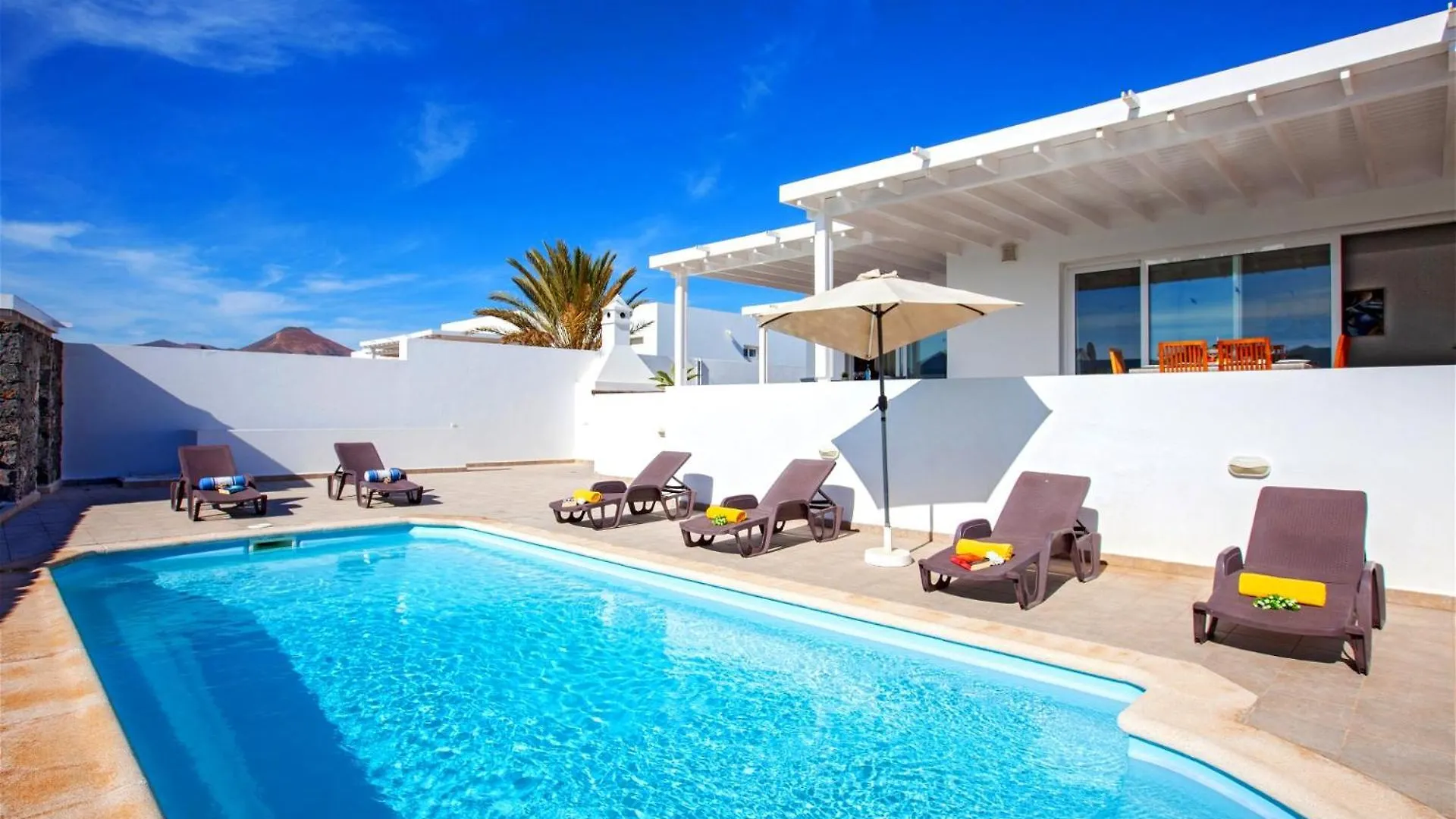 Captains Retreat Puerto Calero