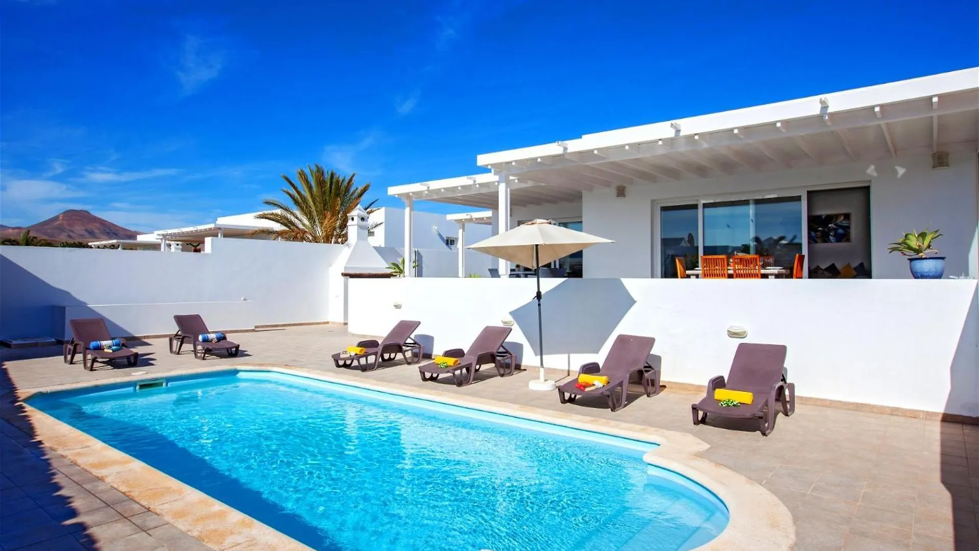 Captains Retreat Puerto Calero Villa
